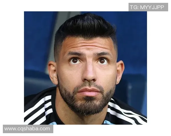 足球明星最酷发型女生的时尚灵感与潮流搭配解析