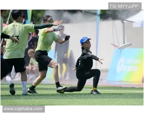 广州飞盘队在飞盘节奏排行榜中荣获第四名展现出强劲实力与团队默契